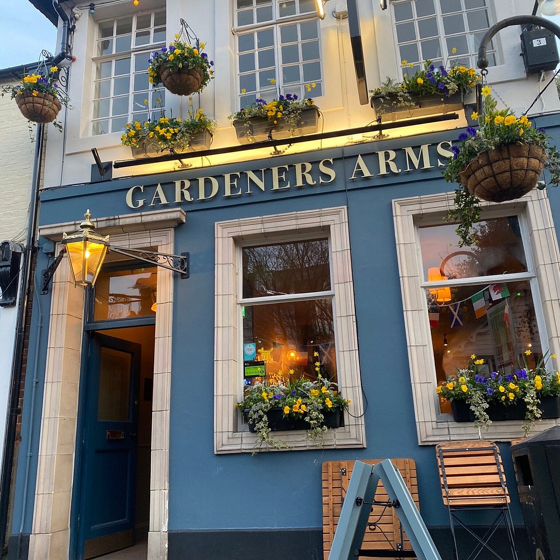 The Gardeners Arms North Parade 